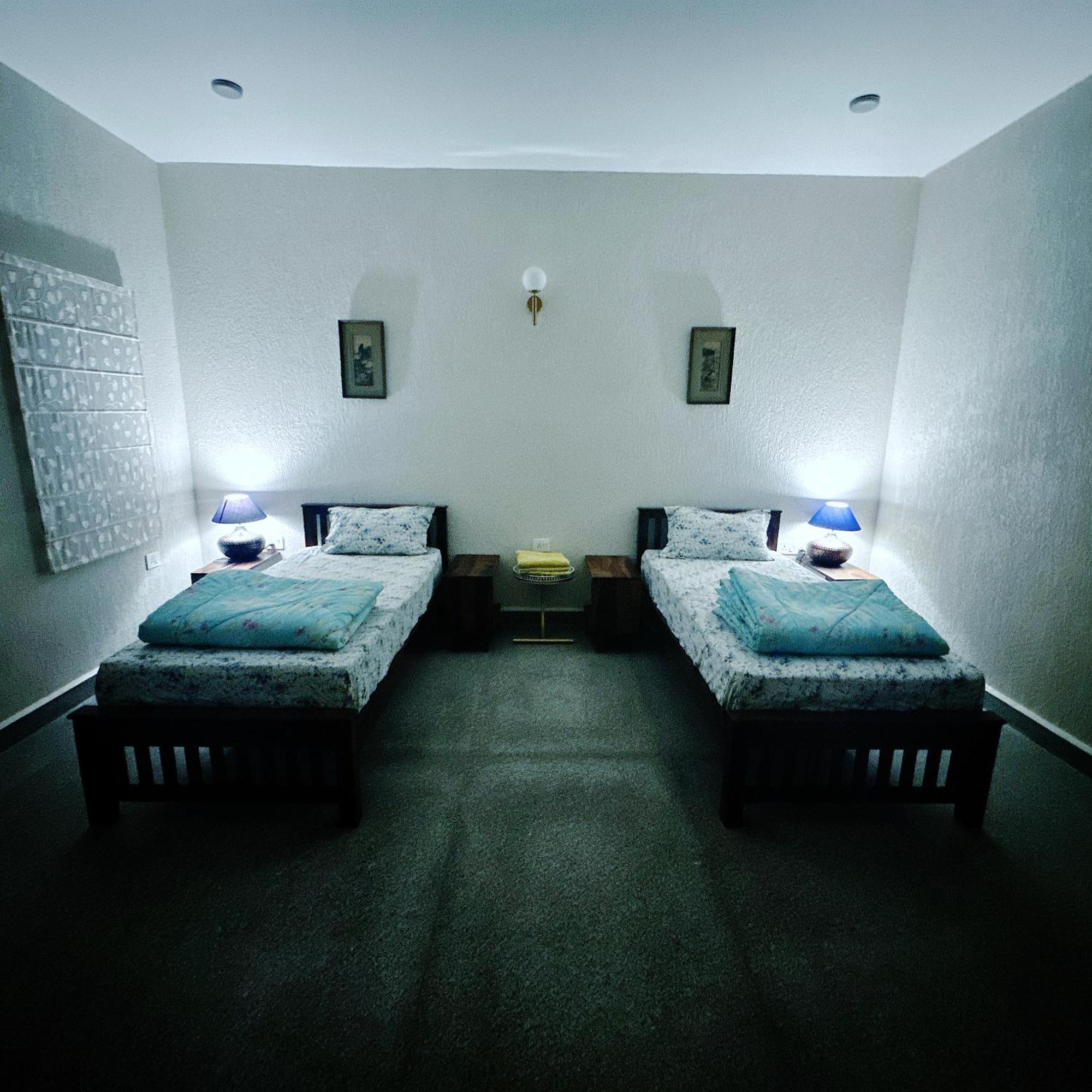 Vraj Vilas Vrindāvan Esterno foto